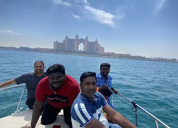 Boat Tour Dubai | Private Yacht Rental-MTS Yachts