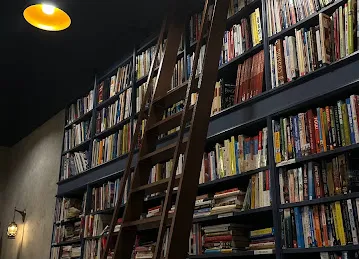 Bookends - Online Platform for Pre-Loved Books | Buy Second Hand Old Books Online