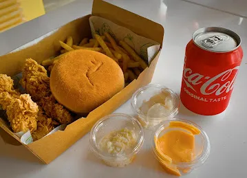 Box and Basket Fried Chicken Restaurant