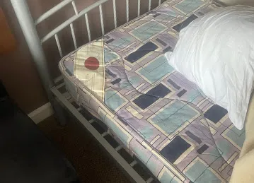 بقالة امواج كلباء