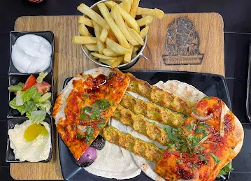 Broasted & Shawerma Alzain