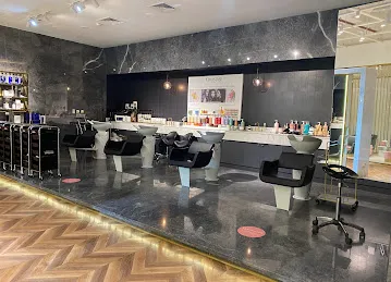 Brush and Blush Beauty Parlour