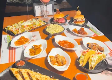 Buffalo Wings & Rings - JLT