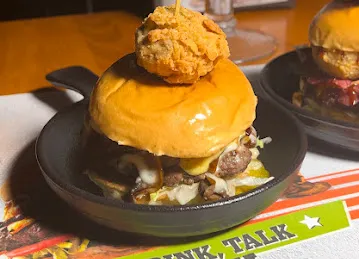 Buffalo Wings & Rings - JLT