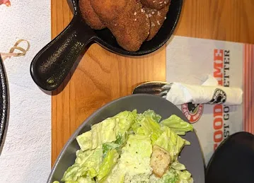 Buffalo Wings & Rings - JLT