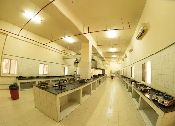 Building 1727 Al Bateel