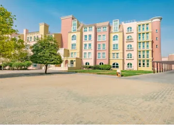 Building 246 , Street 13, discovery gardens
