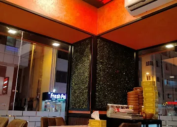 Burger Hub Cafeteria and Grill