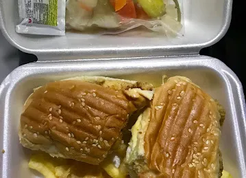 Burj AlNoor Cafeteria - كافتيريا برج النور
