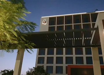 Business Park 4