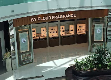 By Cloud Fragrance