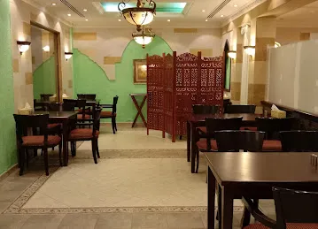 Caesars Restaurant & Confectionery