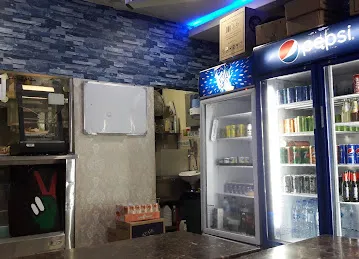 Cafeteria food shop