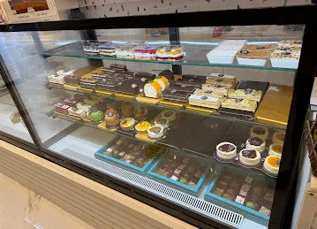 Cake N More Patisserie - Muhaisnah (Madinat Badr)