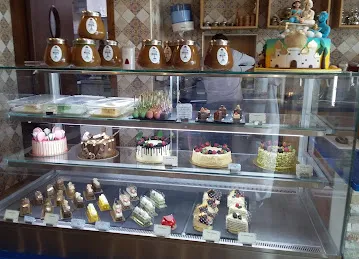 Cakes and More Dubai