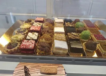 Cakes and More Dubai