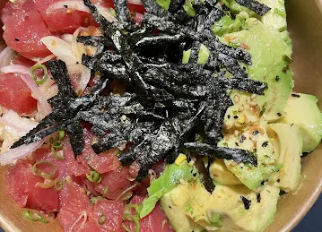CALI-POKE California Seafood House