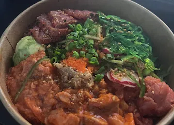 CALI-POKE California Seafood House