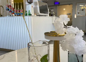 Caline Chocolate Boutique & Cafe