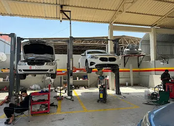 Camel king auto repairing garage