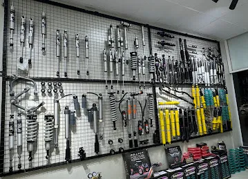 Camel king auto repairing garage