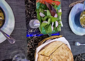 Candowan Restaurant