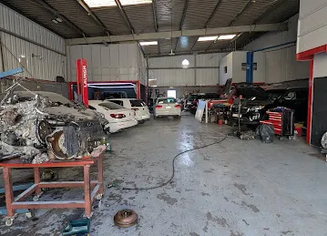 CAR FIXIN | Car Repair / Service / Dent / Paint / Detailing