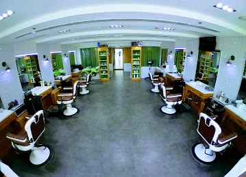 Caractere Gents Salon | Barber Shop - Panorama Green