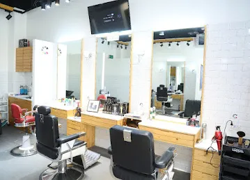 Caractere Gents Salon | Barber Shop - Remraam