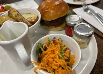 Carva Restaurant