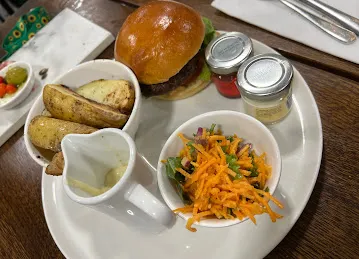 Carva Restaurant