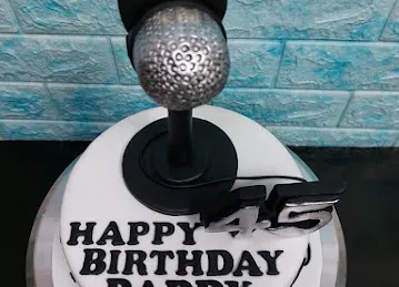 Celebrity's Cake