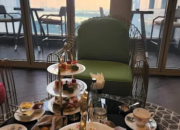 Champagne and Tea Lounge