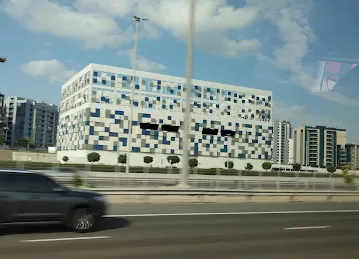 Channel St / Al Rahah