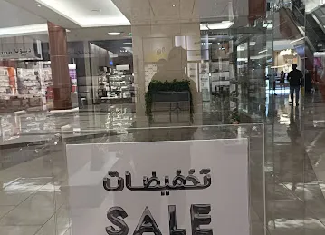 CHARLES & KEITH