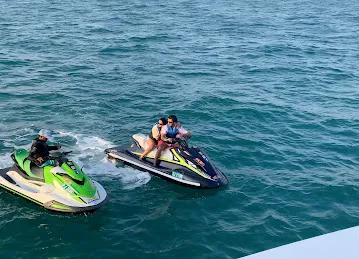 cheapest yacht rental dubai