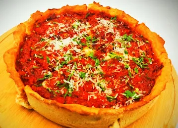 Chicago Pizza - Burjuman Mall Dubai | Best Pizza in Dubai