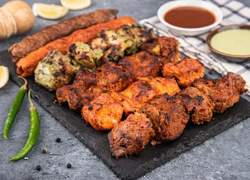 Chicken Tikka Inn - Souk Al Warsan