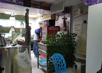 Chitchat cafeteria