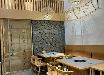 串掌门火锅串串 Yummy Sichuan Restaurant and Cafe （二楼）first floor