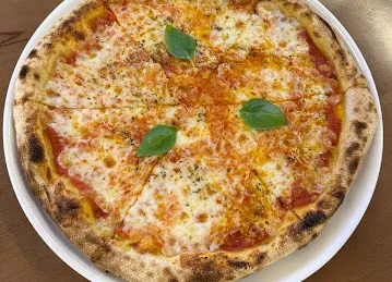 Cibo Italiano (Motor City, Neighbourhood Food Hall)
