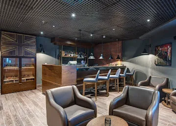 Cigar and Whisky Lounge
