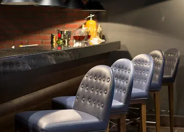 Cigar and Whisky Lounge