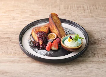 Cloud 10 Restaurant & Café JVC Jumeirah Village Circle
