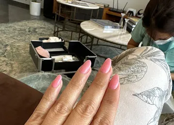 Cloud Four Beauty Salon