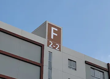 Cluster F 2-2