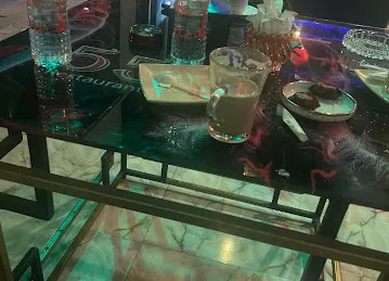 Coffee Shop 555 كوفي شوب