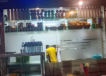 Cold and Hot Cafe
