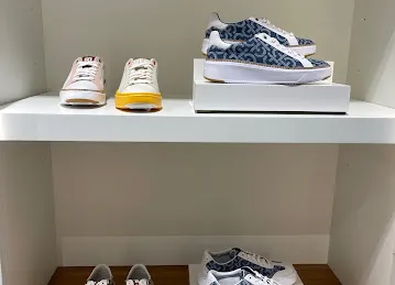 COLE HAAN