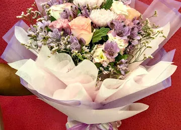 Colourful Flowers LLC